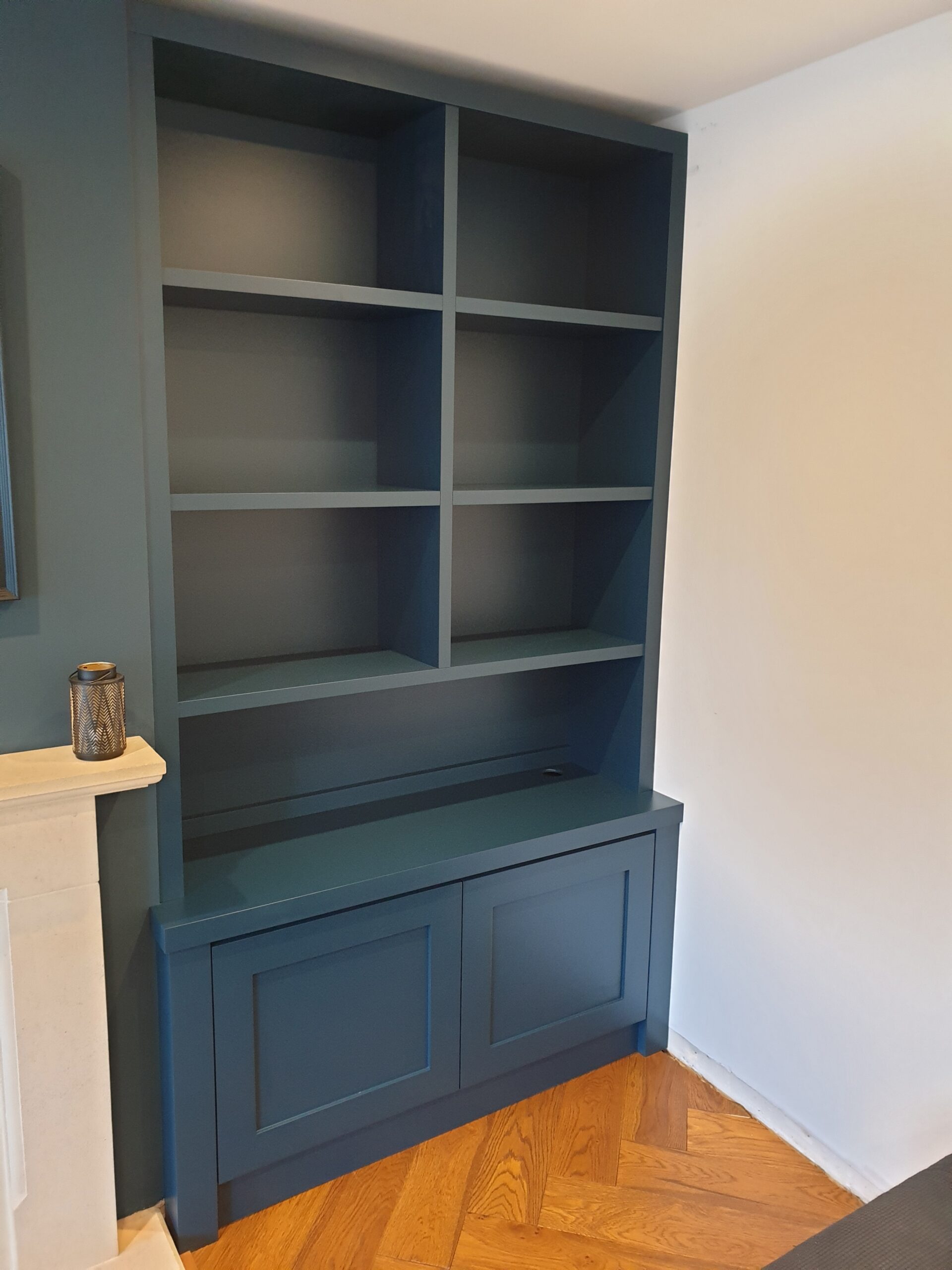 Bespoke Alcove Cabinets With Shelving In A Spray Painted Finish - Made ...