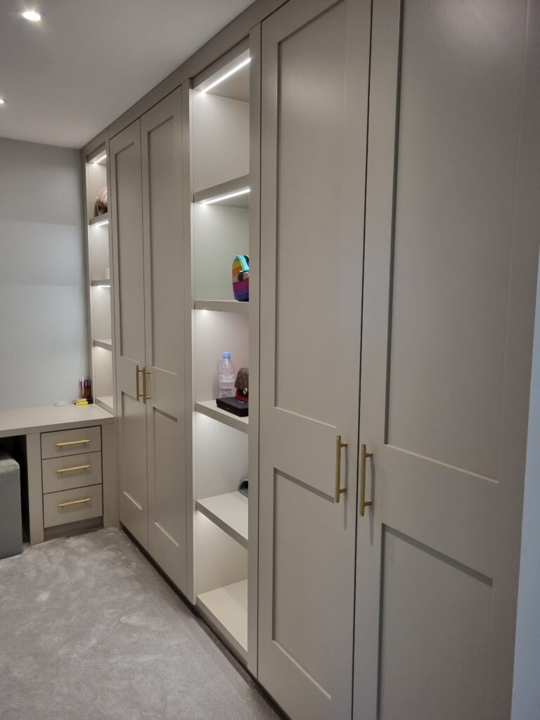 Bespoke Walk In Wardrobe With Display Shelving, Shaker Style Doors ...